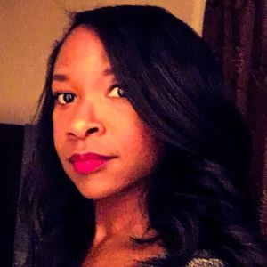 Meet your Posher, Stefanie